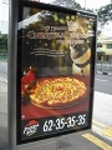 pizzahutxmas.jpg