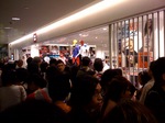 uniqlo10apr09singapore.jpg