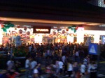 xmasbus10-10.jpg